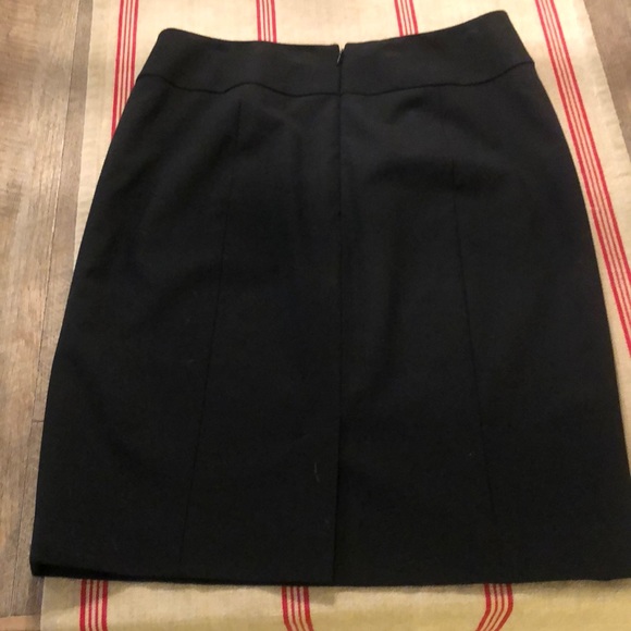 Halogen - Picture 3 of 5